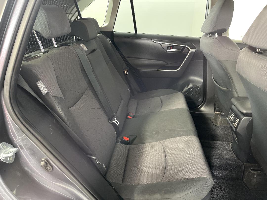 Photo '20' of Toyota Rav4