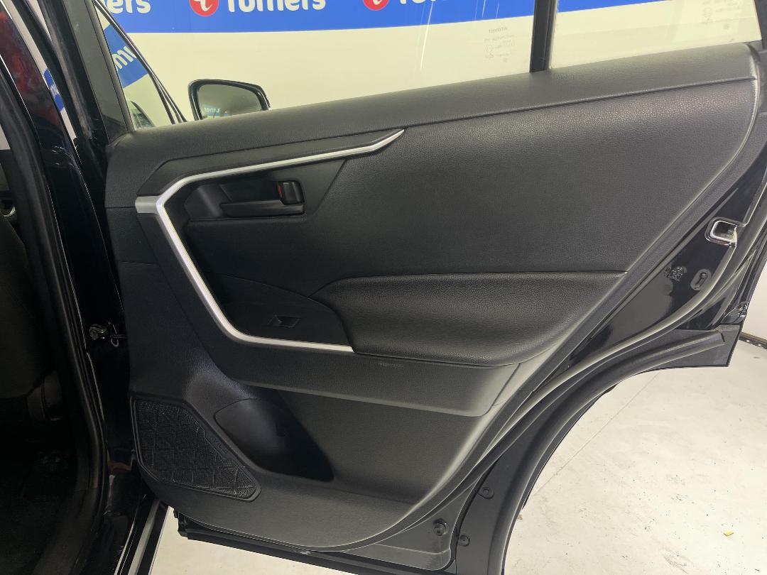 Photo '19' of Toyota Rav4