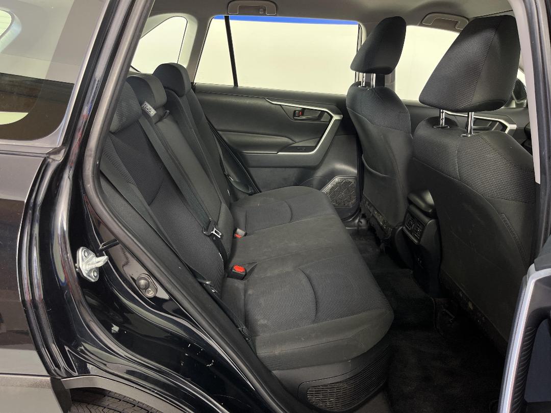 Photo '20' of Toyota Rav4