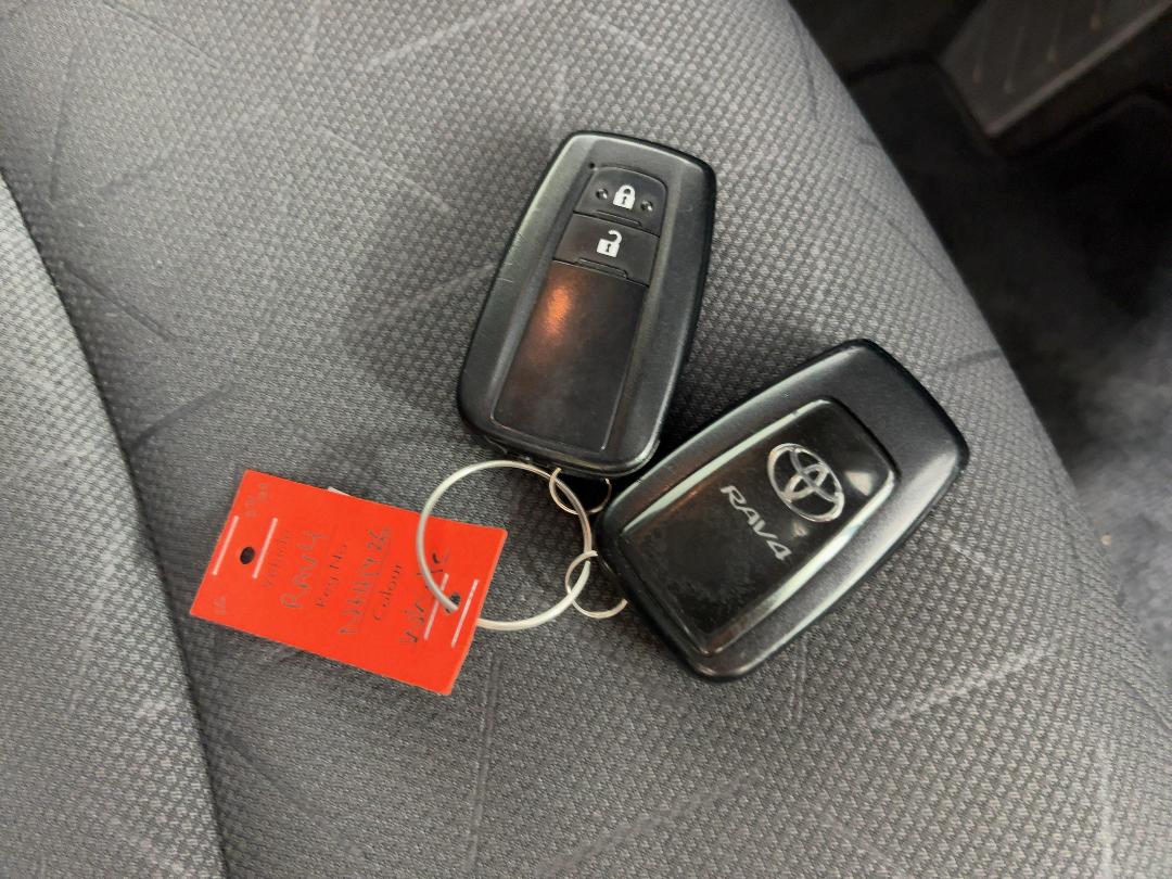 Photo '22' of Toyota Rav4