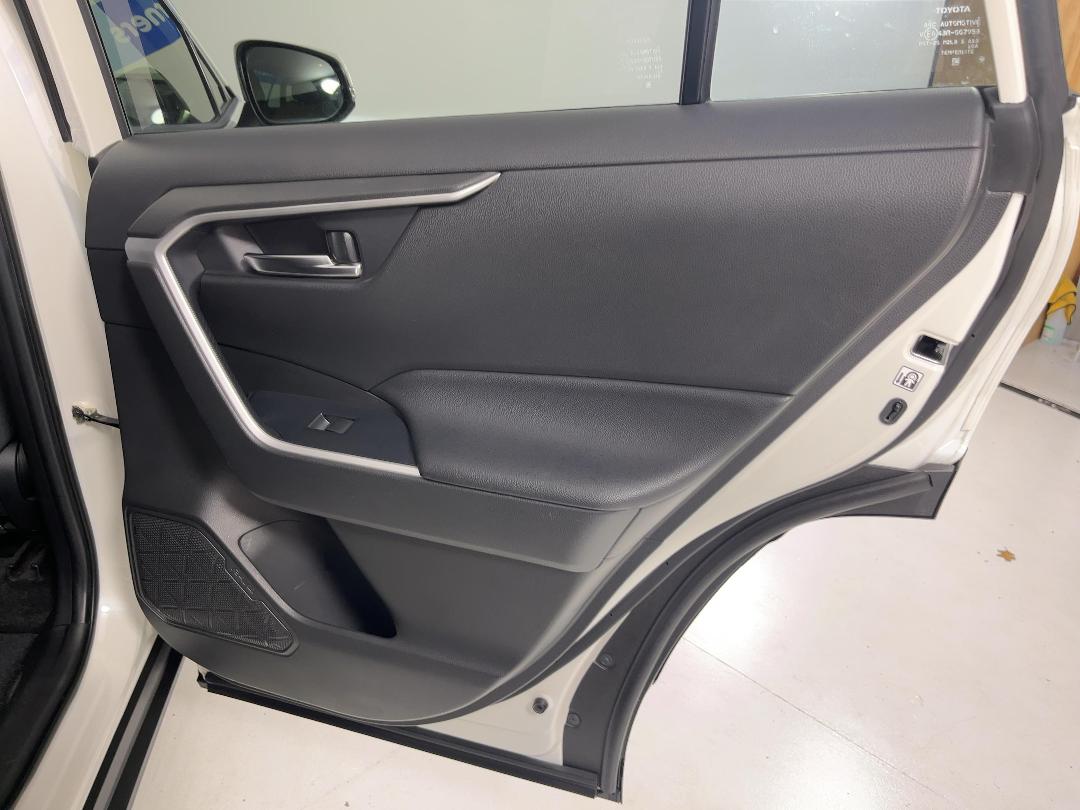 Photo '19' of Toyota Rav4