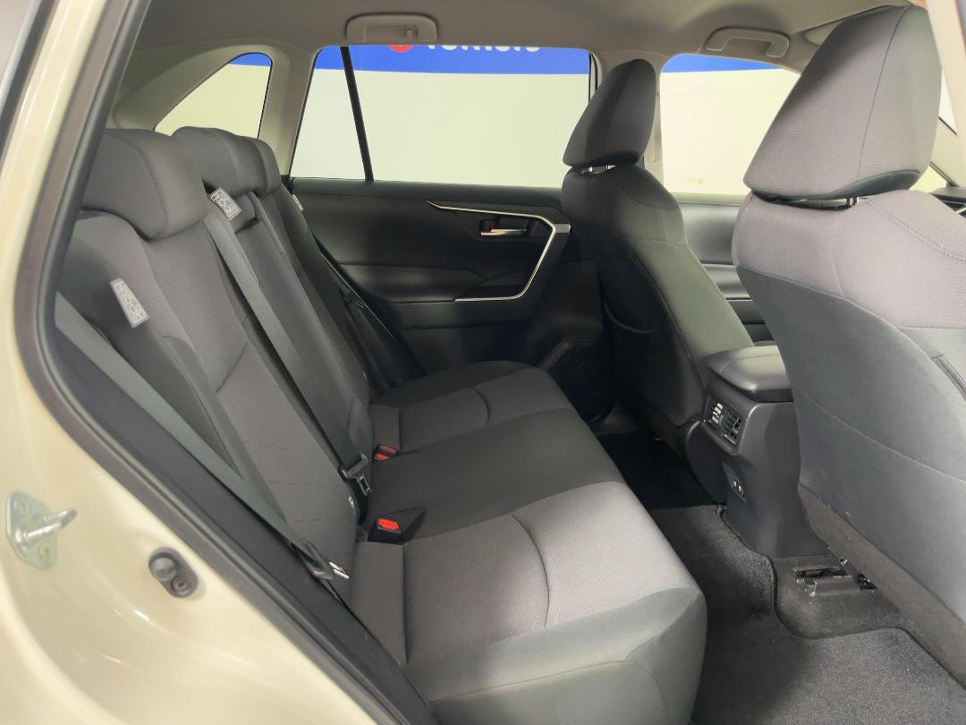 Photo '20' of Toyota Rav4