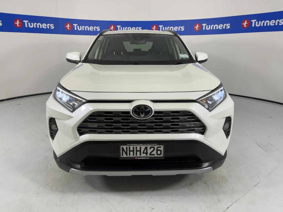 Photo '2' of Toyota Rav4