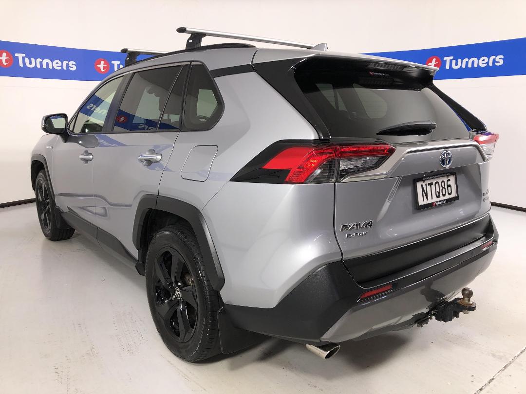 Photo '5' of Toyota Rav4