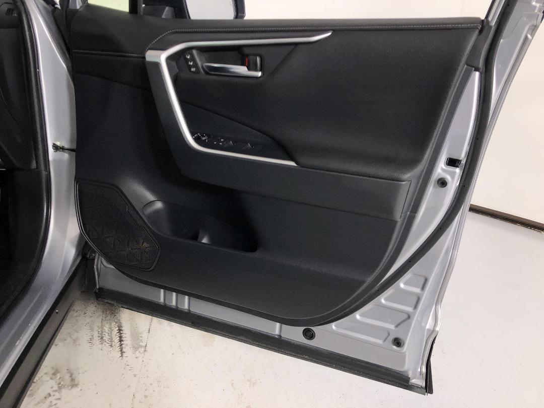 Photo '15' of Toyota Rav4