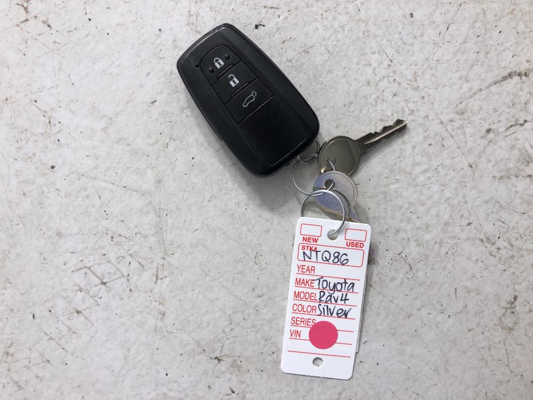 Photo '22' of Toyota Rav4