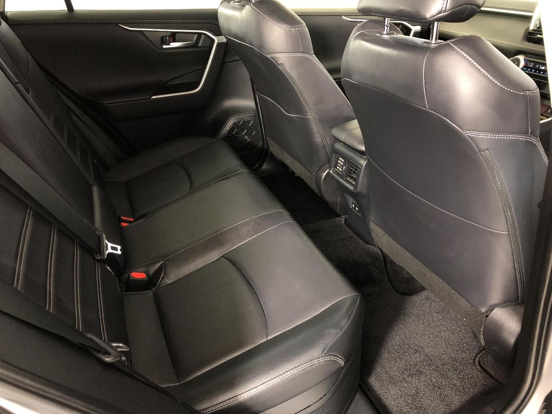 Photo '20' of Toyota Rav4