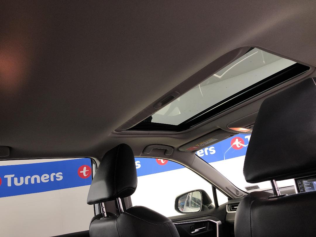 Photo '23' of Toyota Rav4