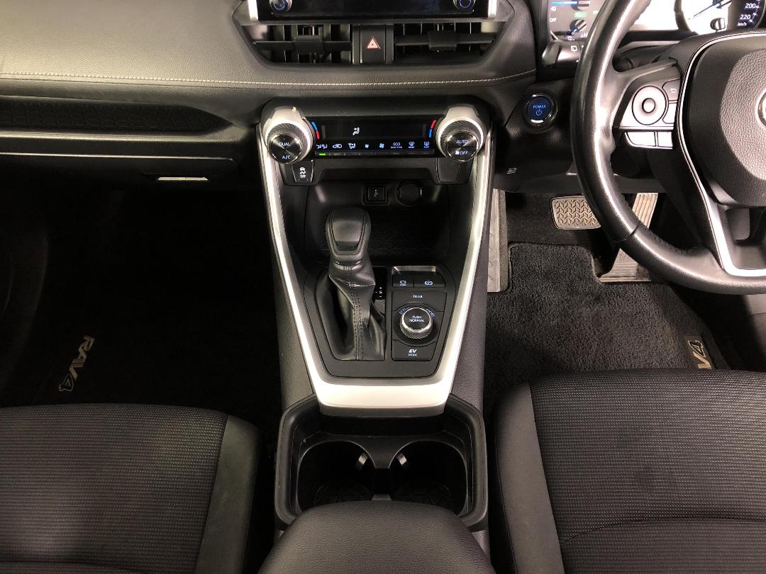 Photo '18' of Toyota Rav4 Photo '18' of Toyota Rav4