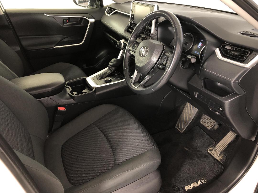 Photo '16' of Toyota Rav4 Photo '16' of Toyota Rav4