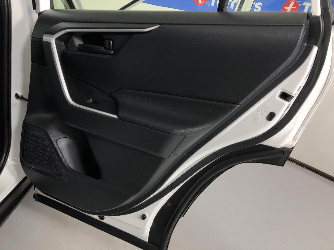 Photo '19' of Toyota Rav4 Photo '19' of Toyota Rav4