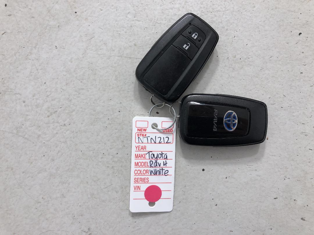 Photo '22' of Toyota Rav4