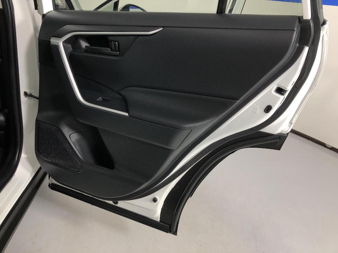 Photo '19' of Toyota Rav4