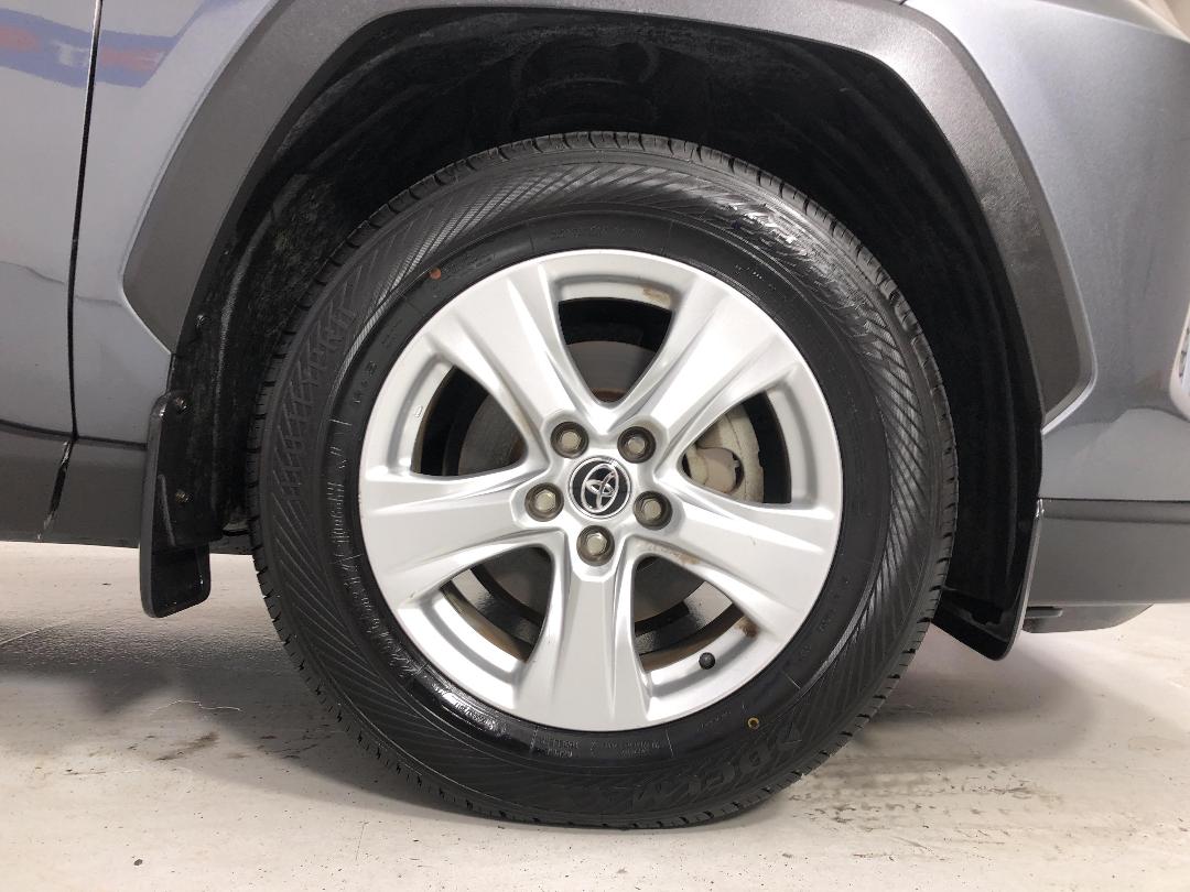 Photo '9' of Toyota Rav4