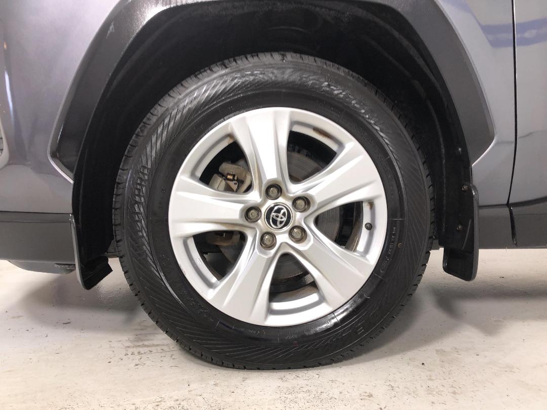 Photo '10' of Toyota Rav4