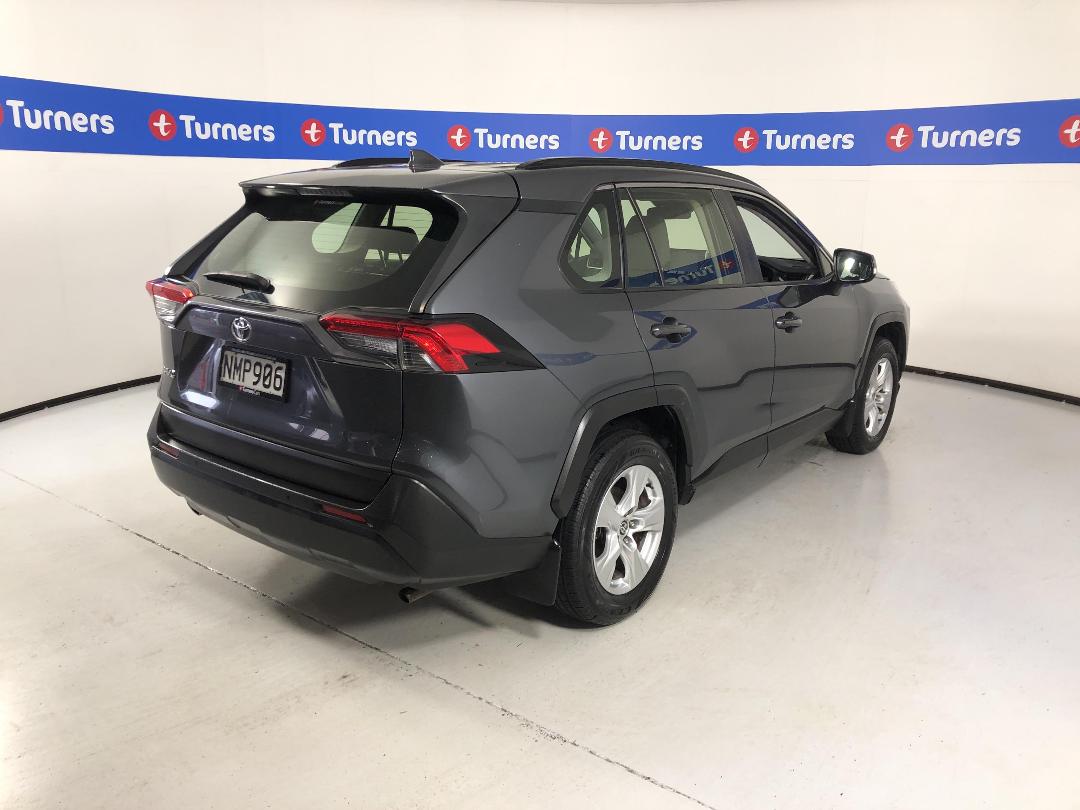 Photo '7' of Toyota Rav4