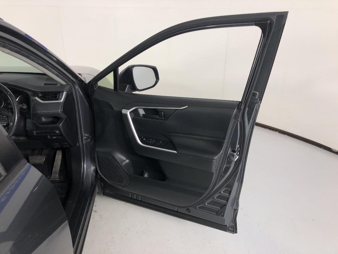 Photo '15' of Toyota Rav4