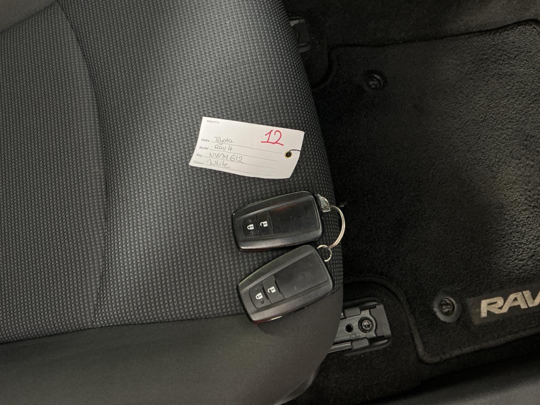 Photo '22' of Toyota Rav4 Photo '22' of Toyota Rav4