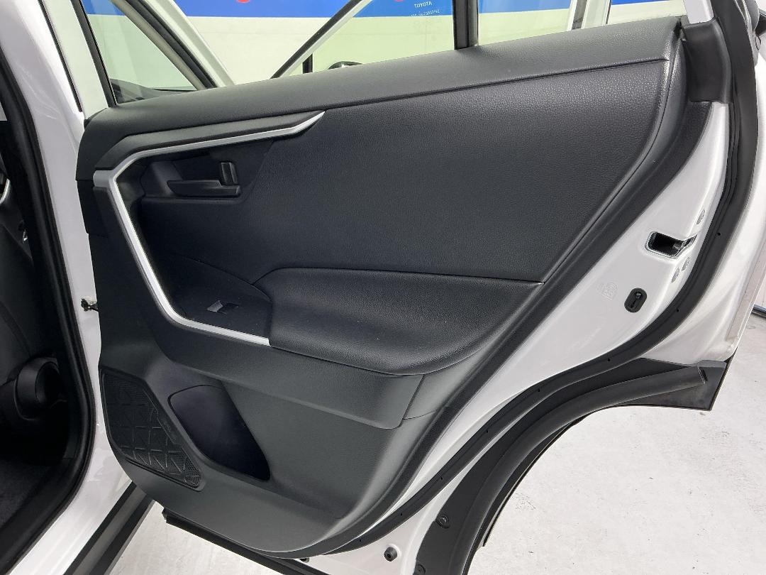 Photo '19' of Toyota Rav4 Photo '19' of Toyota Rav4