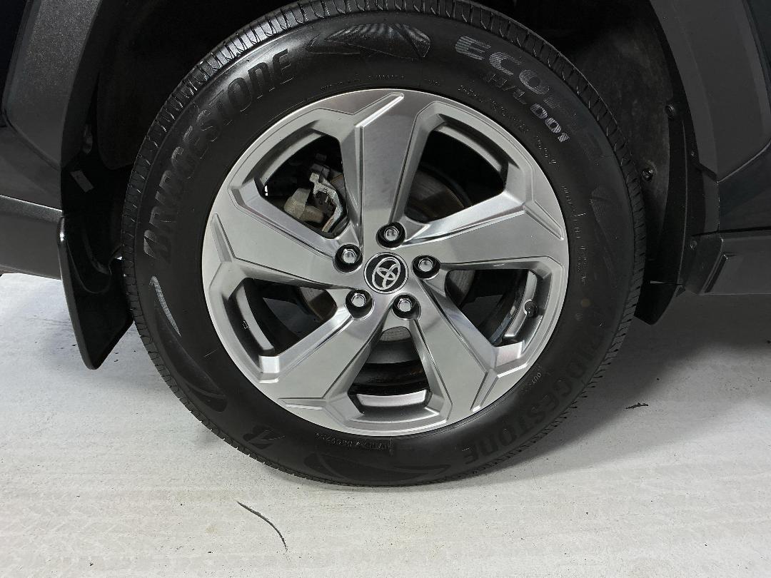 Photo '12' of Toyota Rav4