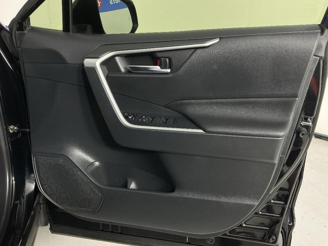 Photo '15' of Toyota Rav4