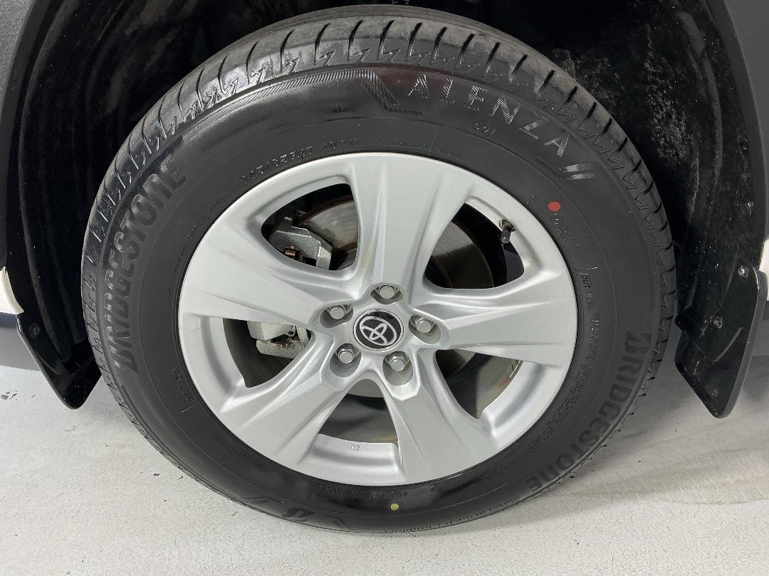 Photo '10' of Toyota Rav4 Photo '10' of Toyota Rav4