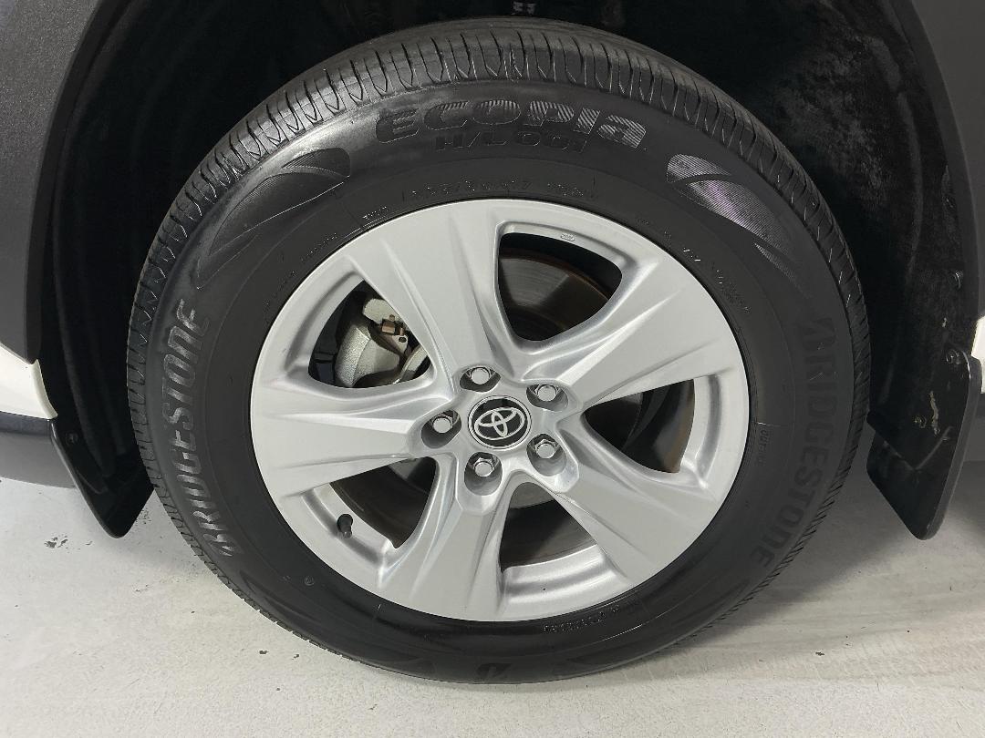 Photo '10' of Toyota Rav4 Photo '10' of Toyota Rav4