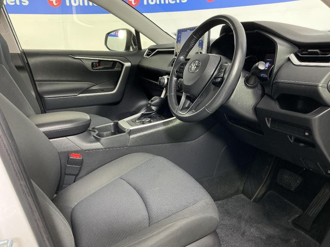 Photo '16' of Toyota Rav4 Photo '16' of Toyota Rav4