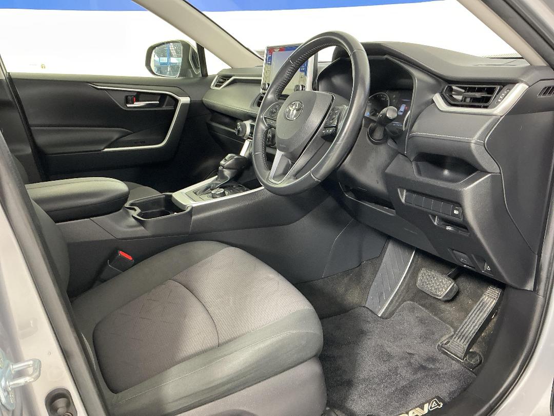 Photo '16' of Toyota Rav4 Photo '16' of Toyota Rav4