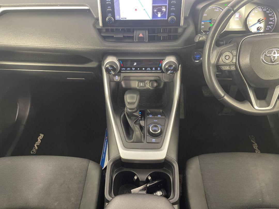 Photo '18' of Toyota Rav4