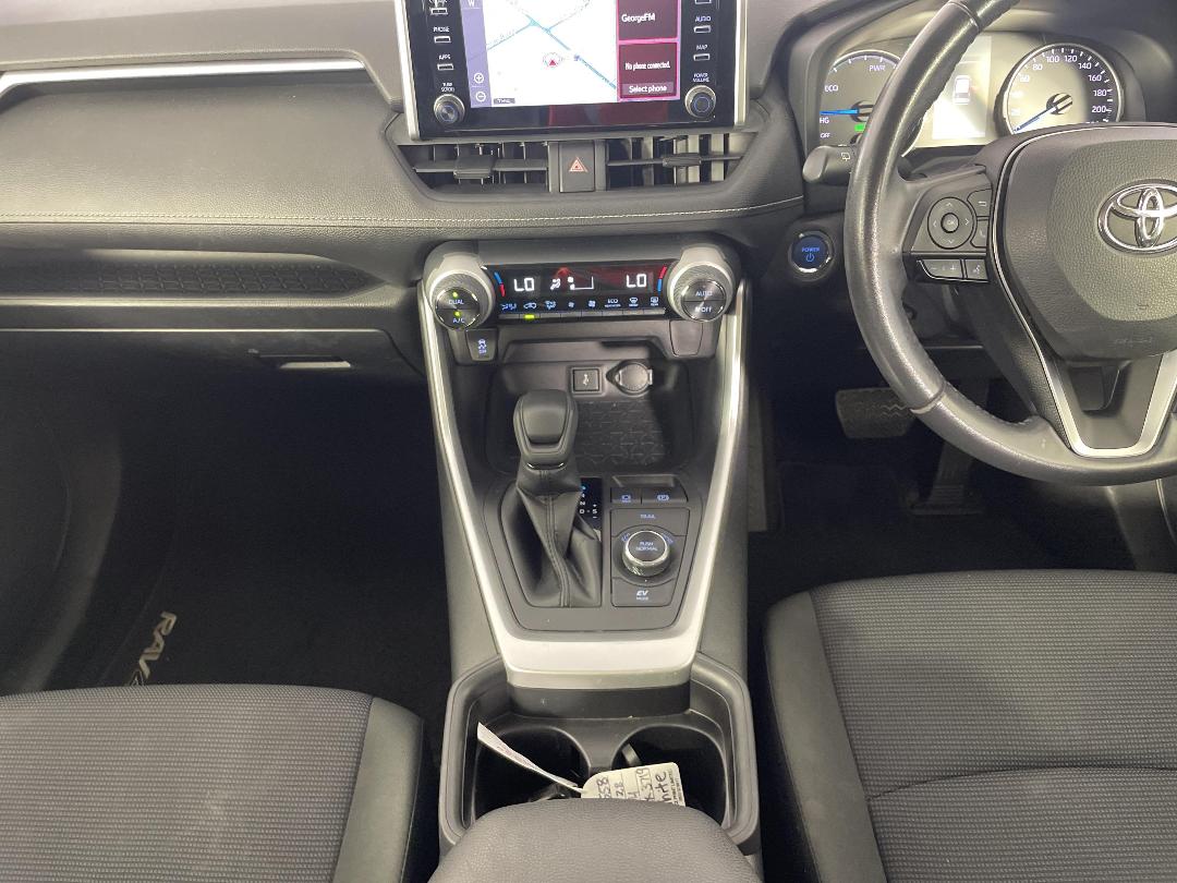 Photo '18' of Toyota Rav4