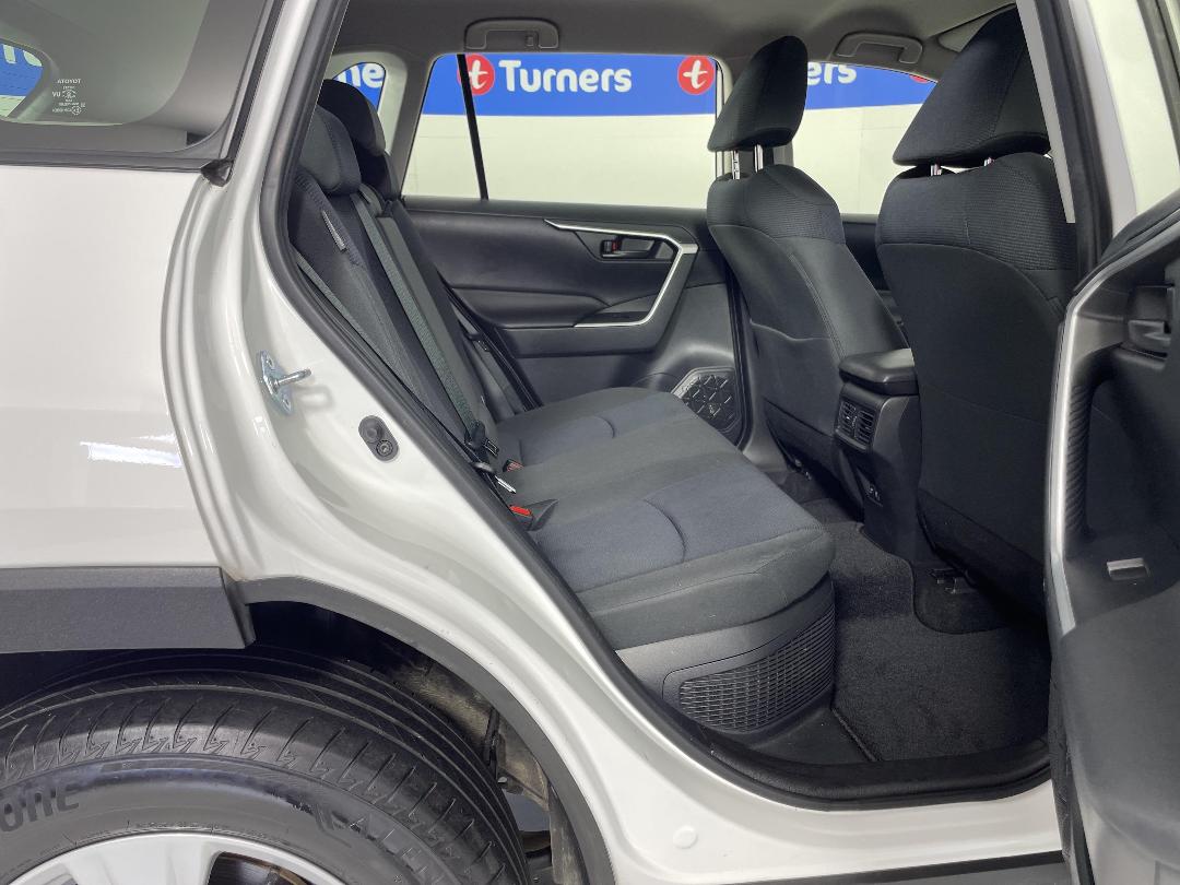 Photo '20' of Toyota Rav4