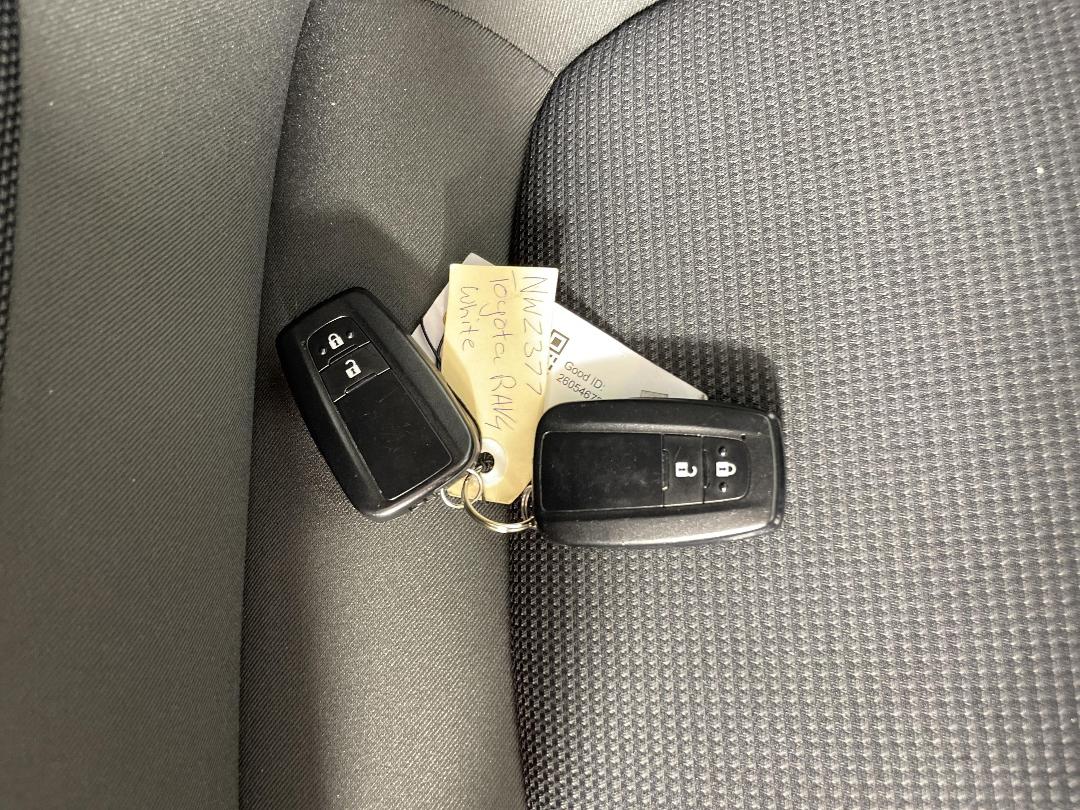 Photo '22' of Toyota Rav4