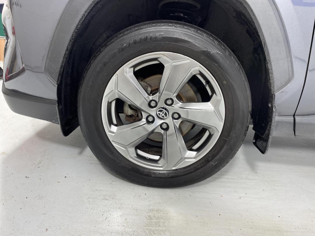 Photo '10' of Toyota Rav4