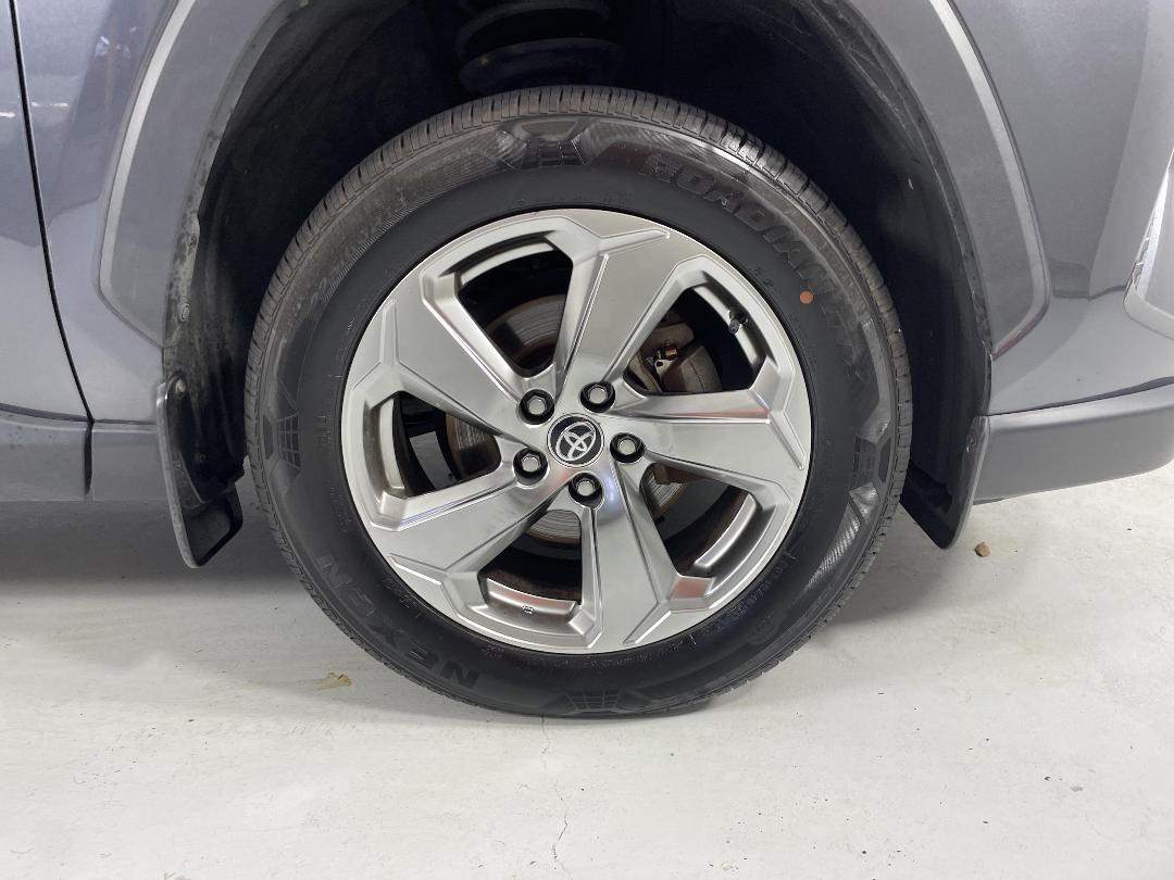 Photo '9' of Toyota Rav4