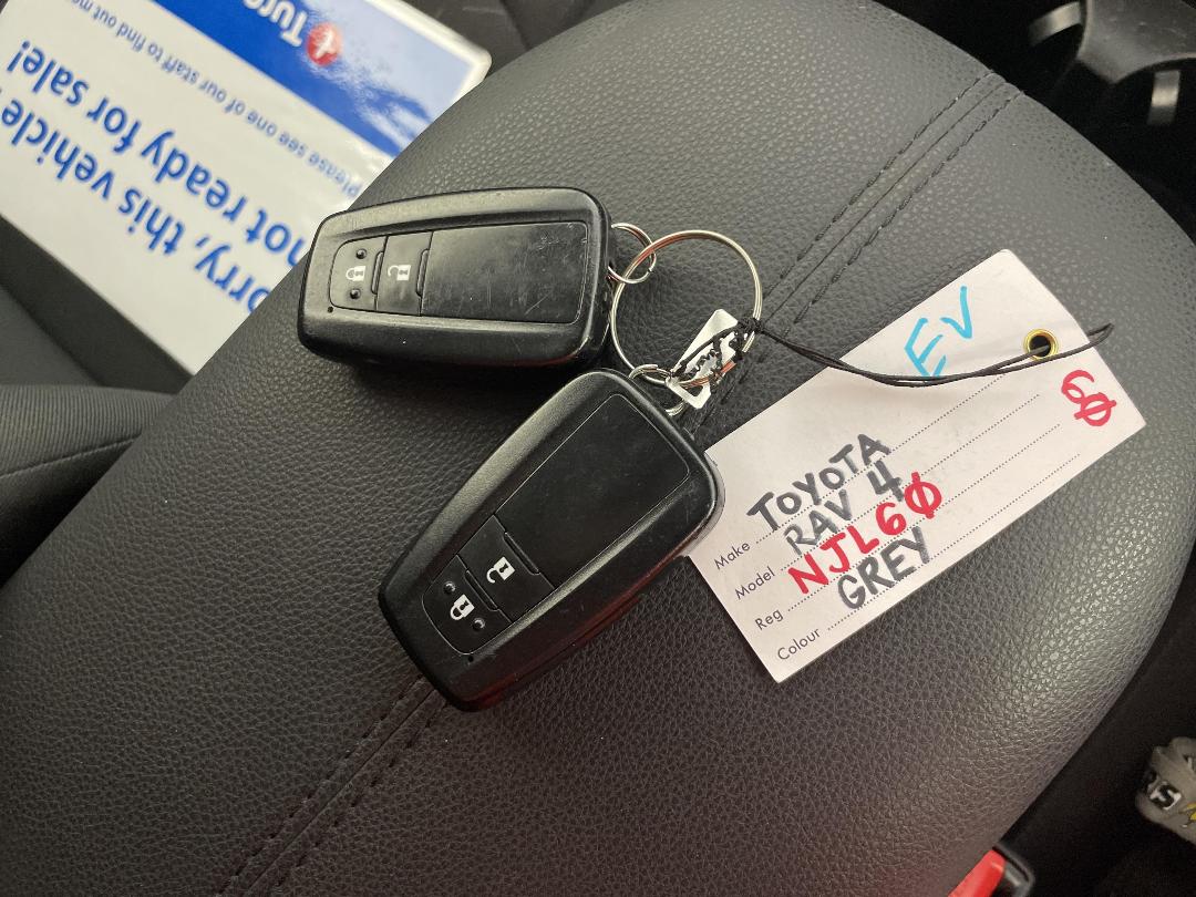 Photo '22' of Toyota Rav4