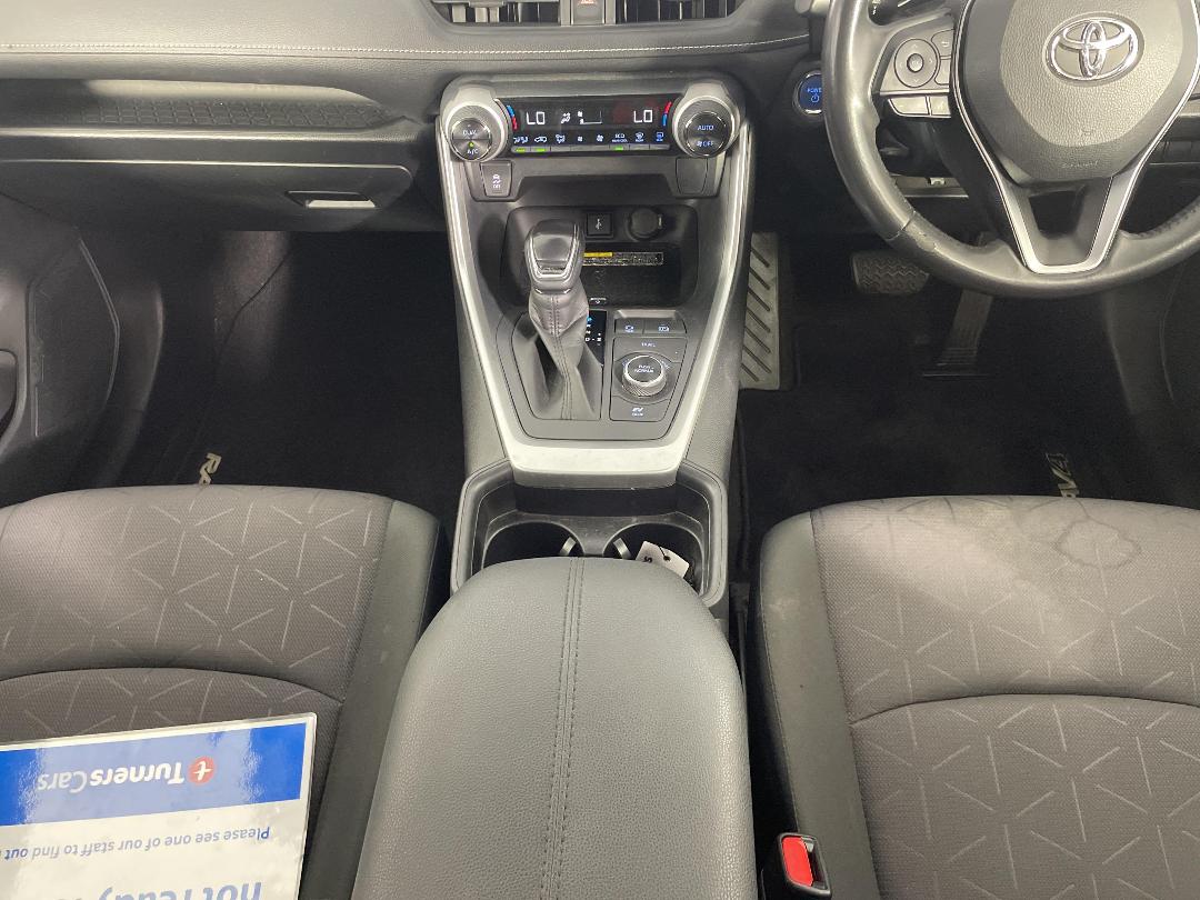 Photo '18' of Toyota Rav4