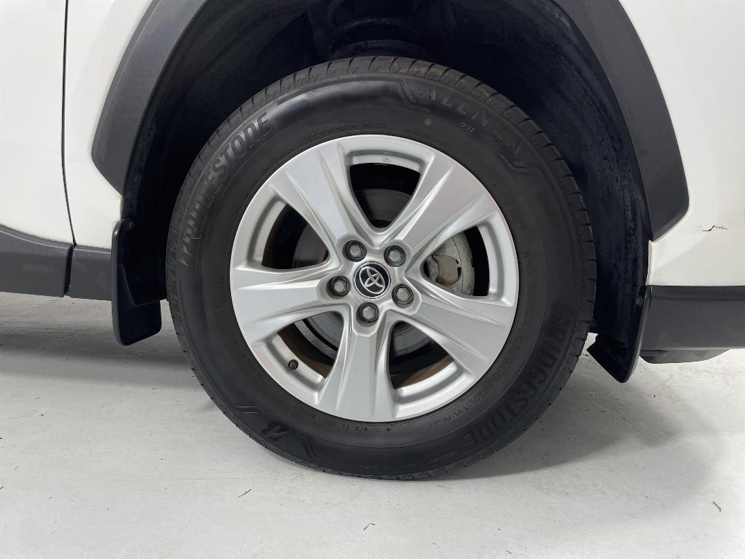 Photo '9' of Toyota Rav4