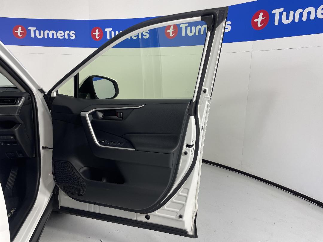 Photo '15' of Toyota Rav4