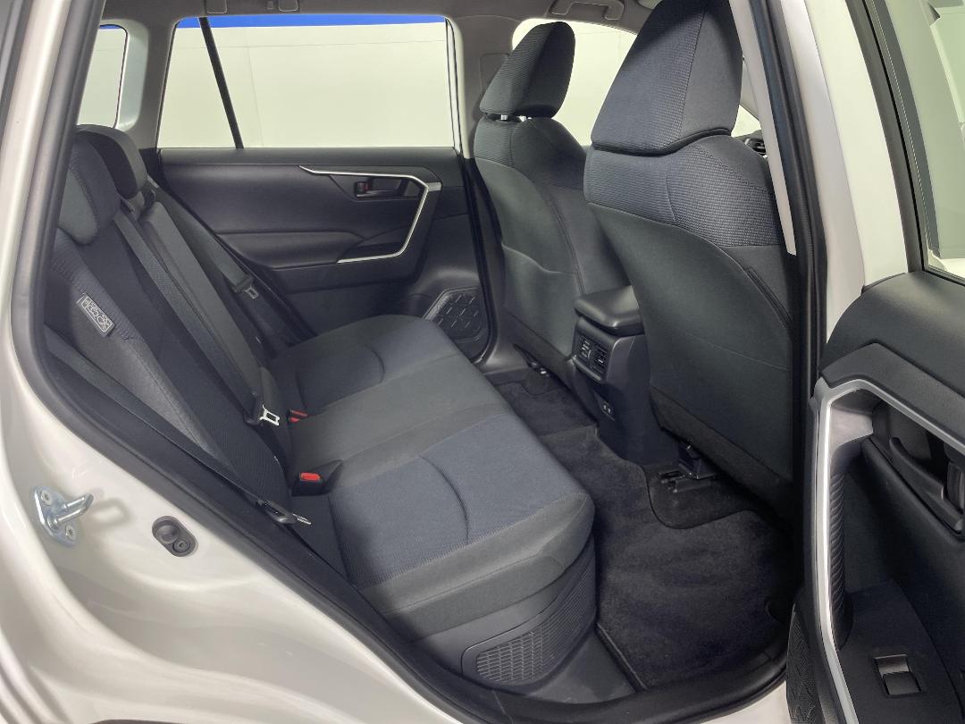 Photo '20' of Toyota Rav4