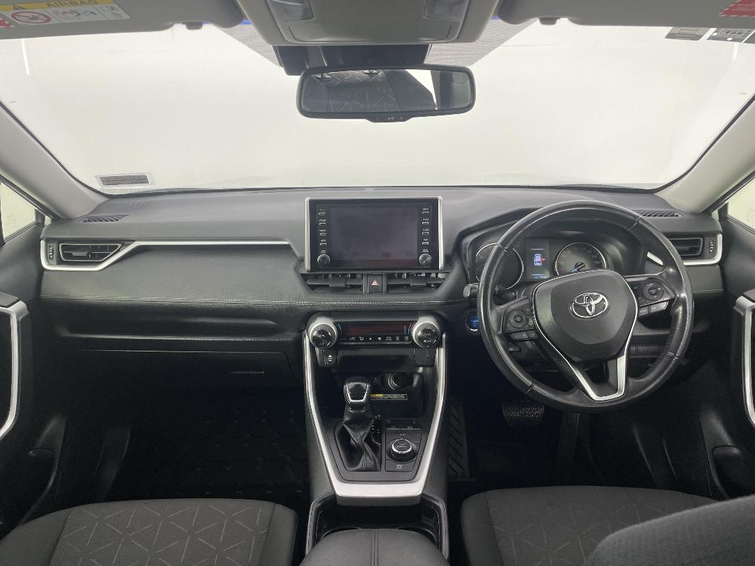 Photo '17' of Toyota Rav4