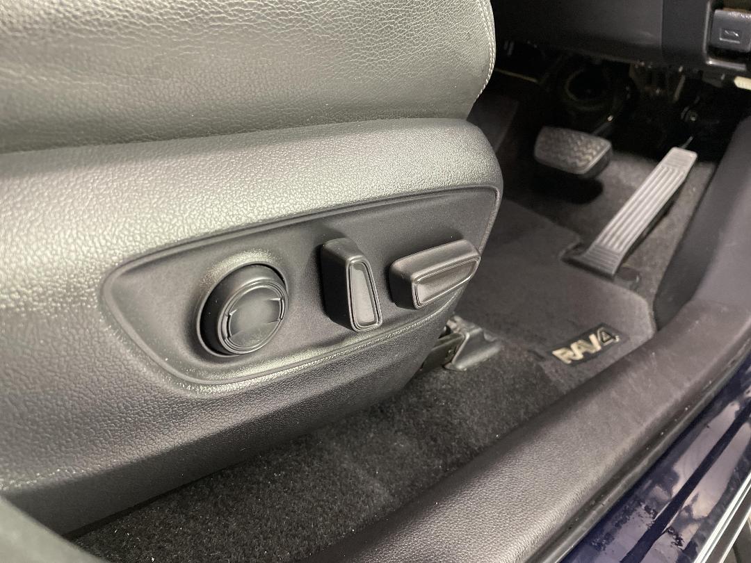 Photo '29' of Toyota Rav4