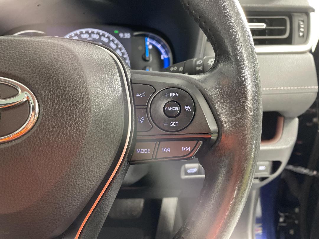 Photo '38' of Toyota Rav4