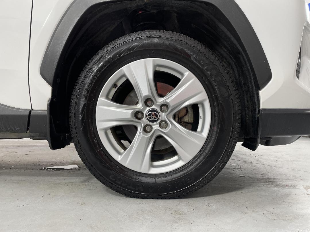 Photo '9' of Toyota Rav4