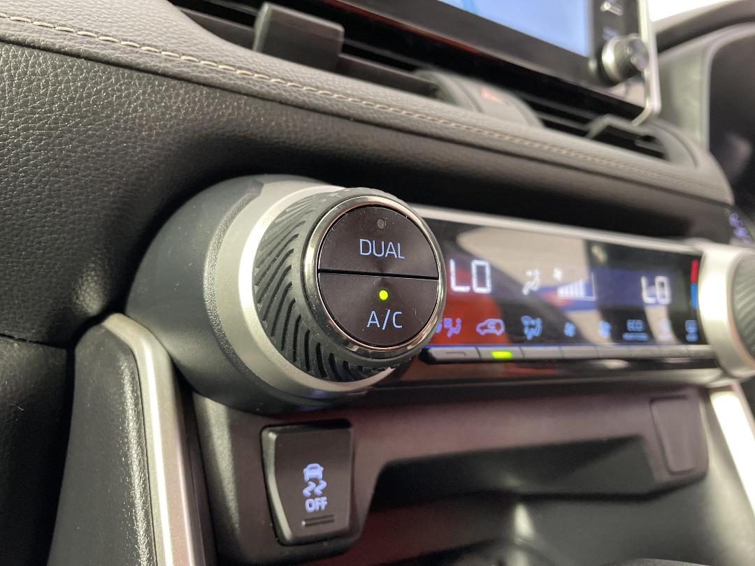 Photo '29' of Toyota Rav4