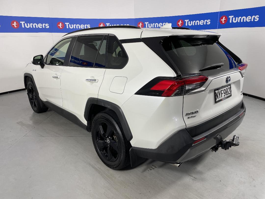 Photo '5' of Toyota Rav4