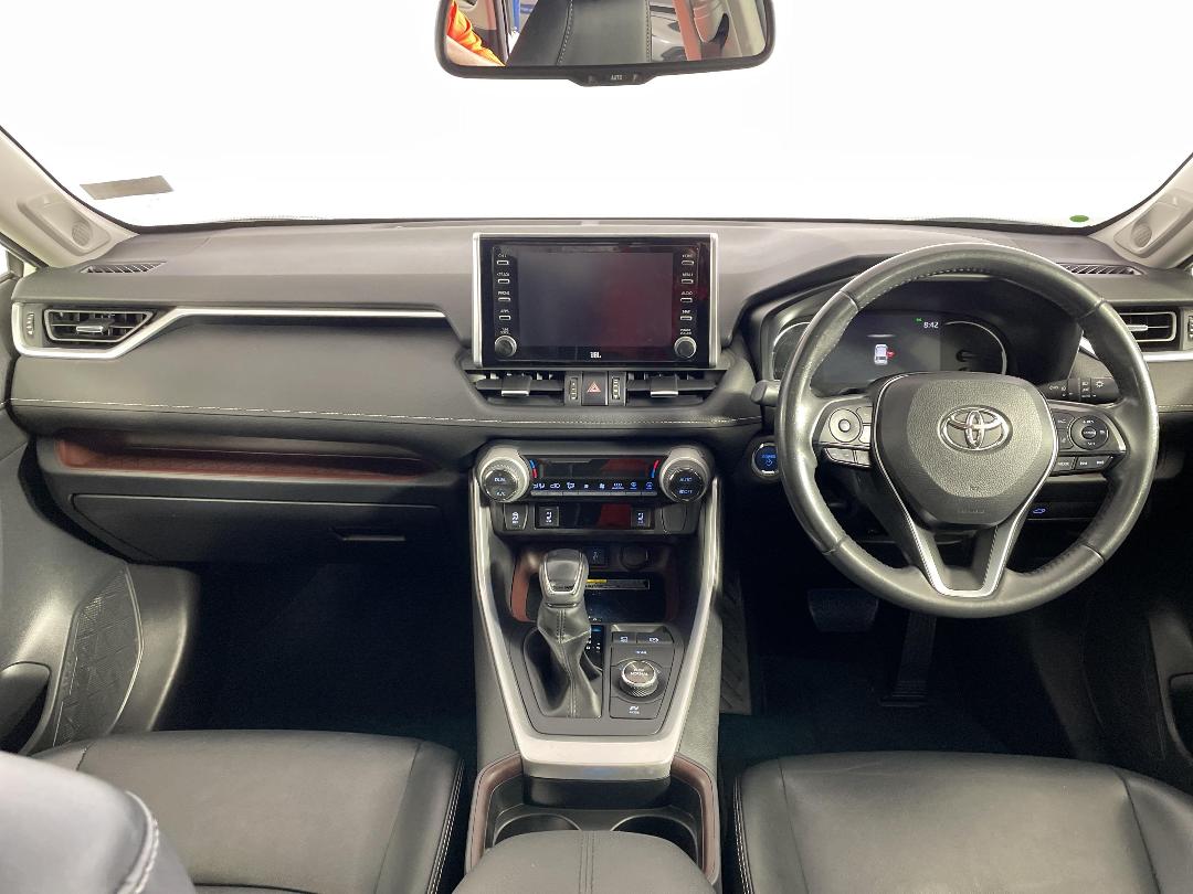 Photo '17' of Toyota Rav4