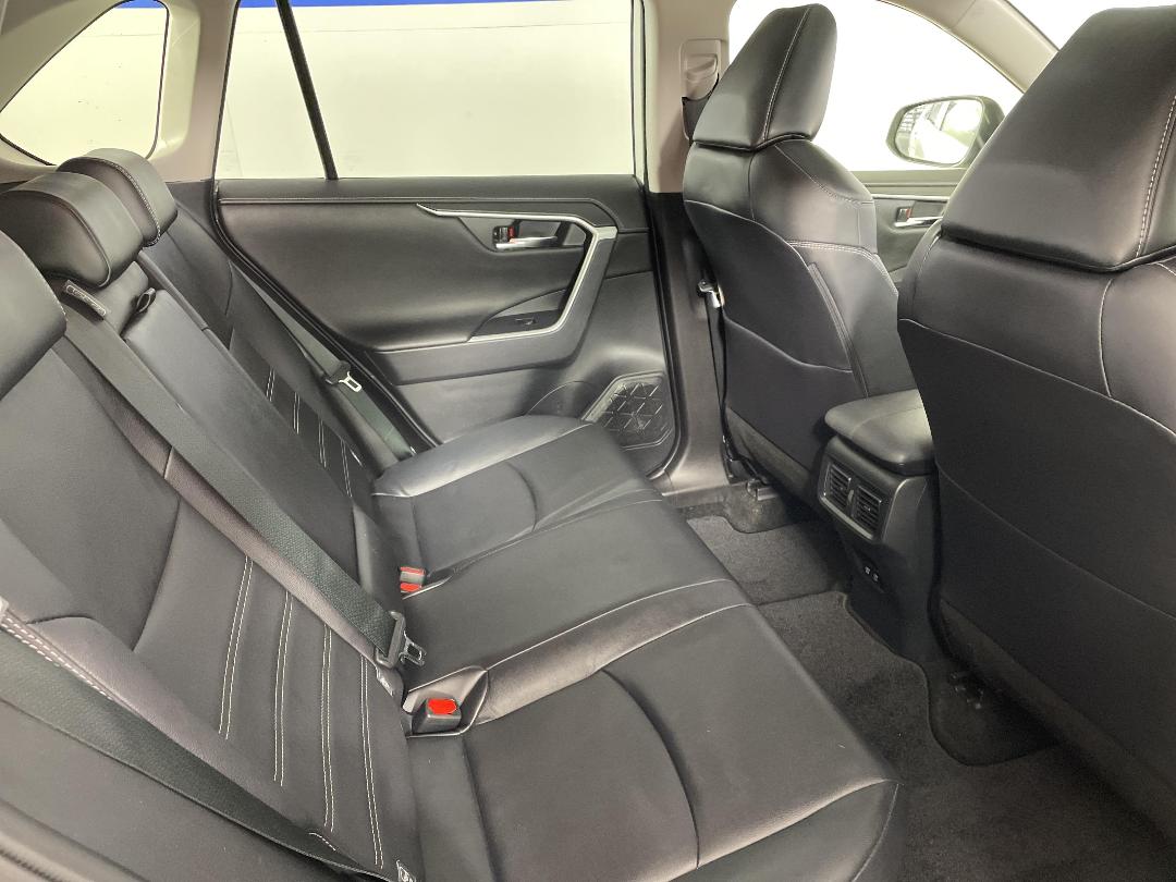 Photo '20' of Toyota Rav4