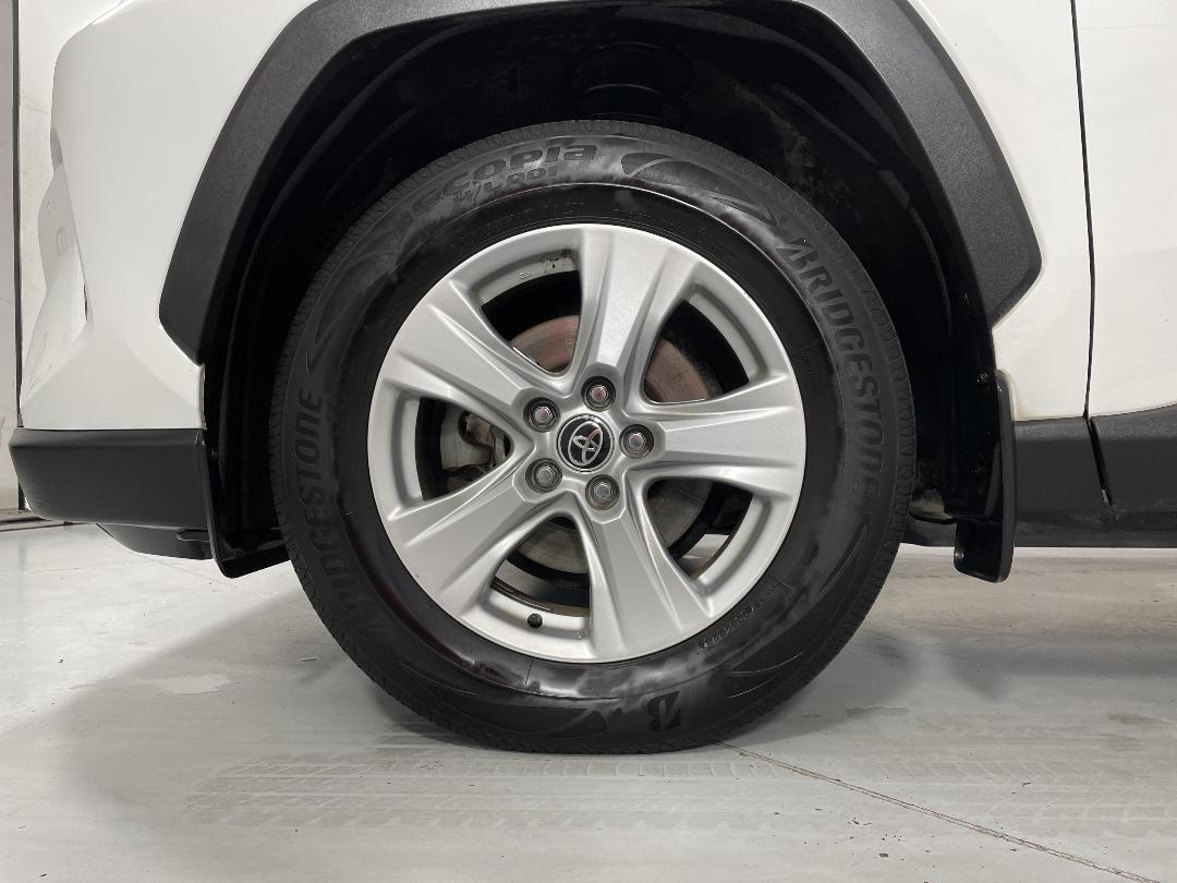 Photo '10' of Toyota Rav4 Photo '10' of Toyota Rav4