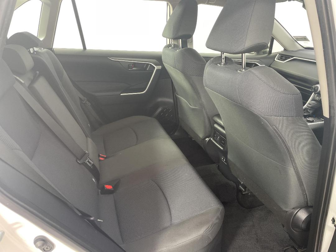 Photo '20' of Toyota Rav4